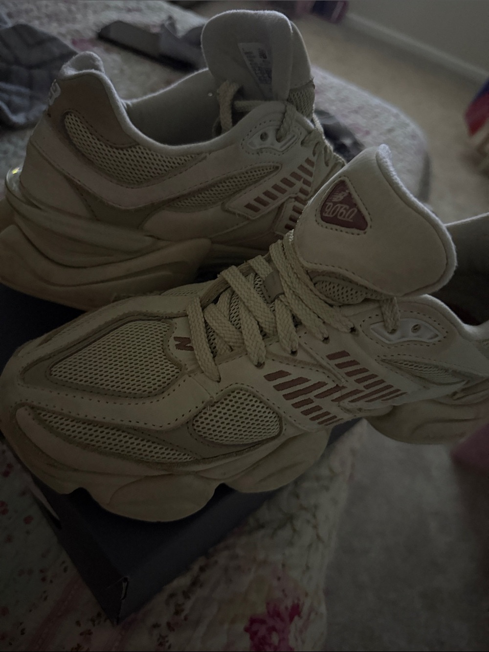 New Balance Beige/Tan Chunky Sneakers